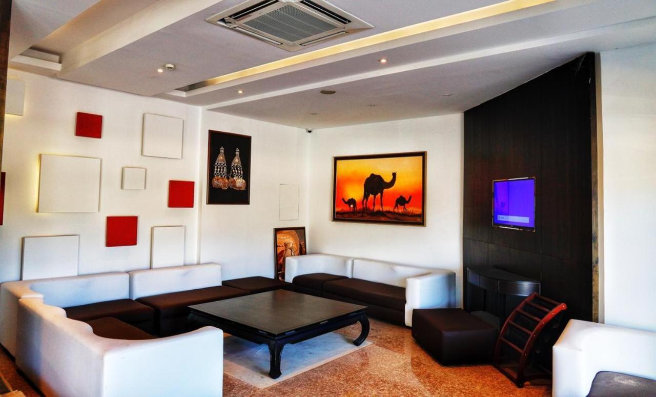 Johny International Hotel Muscat Eksteriør billede