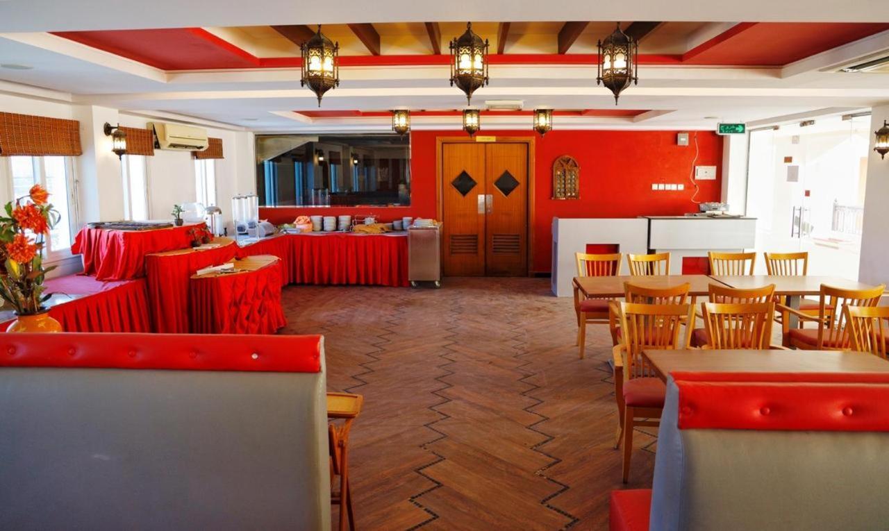 Johny International Hotel Muscat Eksteriør billede
