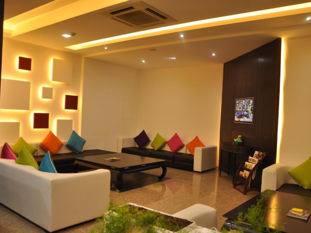 Johny International Hotel Muscat Eksteriør billede