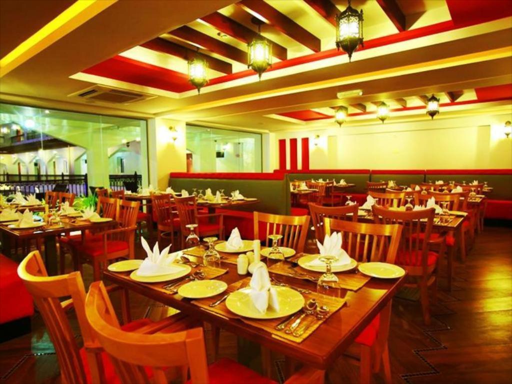 Johny International Hotel Muscat Eksteriør billede
